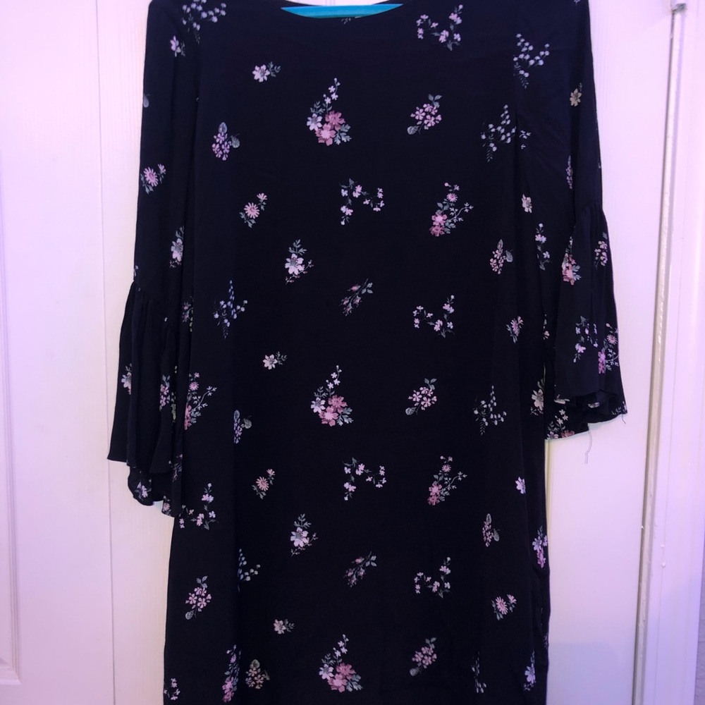 Floral shift dress